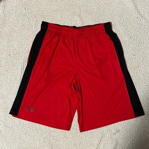Under Armour - Loose Shorts